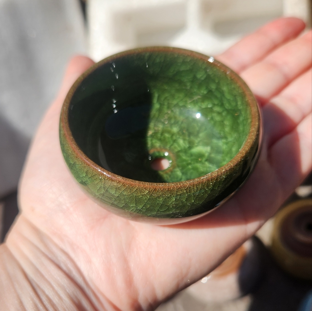 Set of Colorful Ceramic Pots - Picture 3 of 5